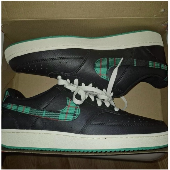 Nike Mens Court Vision Low FD0321-010 Black Green Sneakers Shoes Size 10.5 - Picture 2 of 12